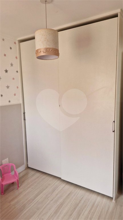 Casa à venda com 3 quartos, sendo 1 suíte,  no condomínio Moradas do Horto, São Paulo - SP