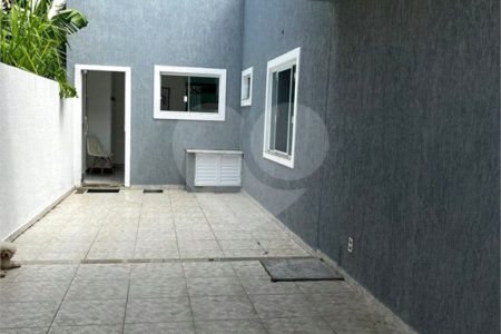Casa à venda com 4 quartos, sendo 2 suítes, em Peró, Cabo Frio, RJ