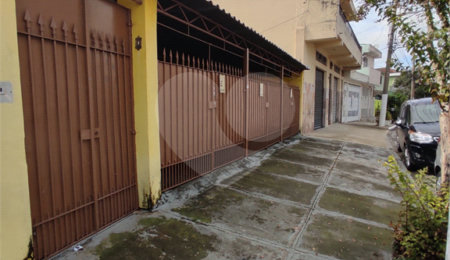 Casa à venda com 2 quartos, sendo 1 suíte,  em Vila Maria Alta, São Paulo, SP