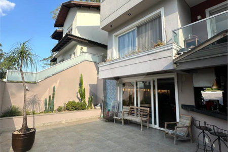 Casa à venda com 3 suítes no condomínio Reserva Nova Cantareira, São Paulo - SP