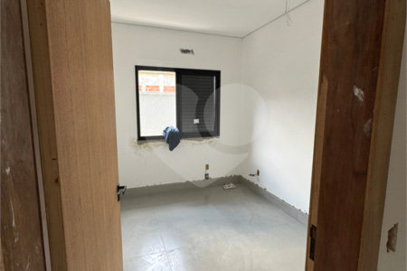 Casa à venda com 3 suítes no condomínio Reserva Central Parque, Salto - SP