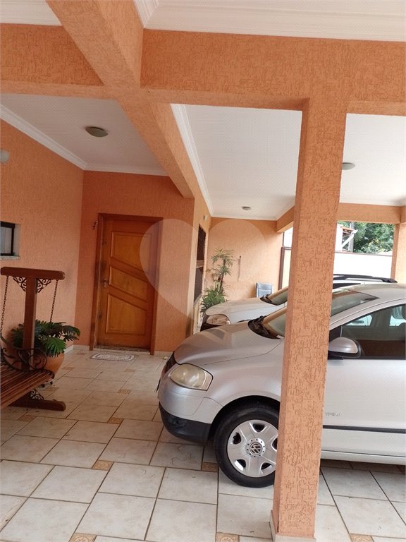 Casa Térrea à venda com 3 quartos, sendo 2 suítes, em Vila Maria Helena, Indaiatuba, SP