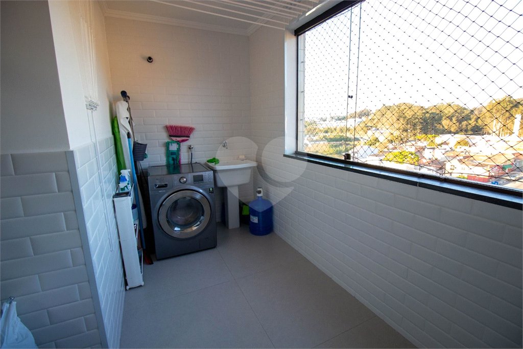 Apartamento à venda com 3 quartos, sendo 1 suíte,  no Centro, Mairinque, SP