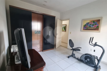 Casa à venda com 4 quartos, sendo 3 suítes,  no condomínio Residencial Villa dos Inglezes, Sorocaba - SP