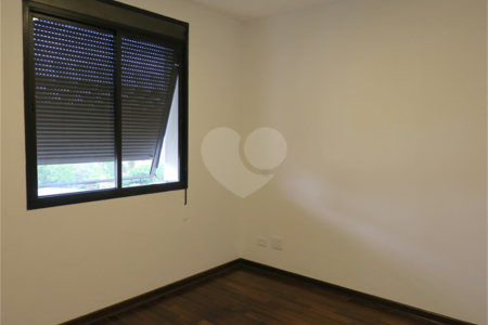 Cobertura à venda com 4 quartos, sendo 2 suítes,  em Vila Suzana, São Paulo, SP