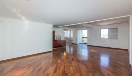 Duplex à venda com 1 quarto, sendo 3 suítes,  em Vila Paulicéia, São Paulo, SP