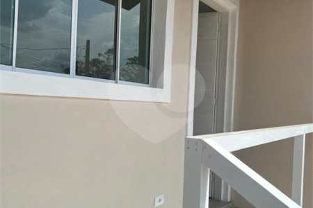 Casa à venda com 2 quartos, sendo 1 suíte, em Vila Vilma (mailasqui), São Roque, SP