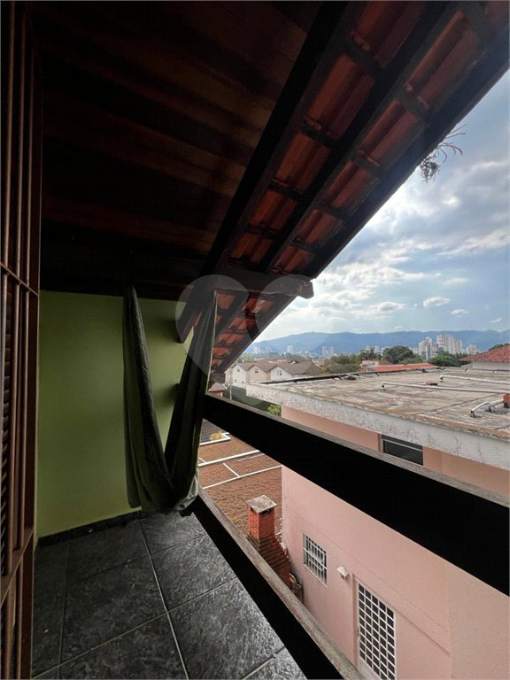 Sobrado à venda com 6 quartos, sendo 4 suítes,  em Vila Oliveira, Mogi das Cruzes, SP