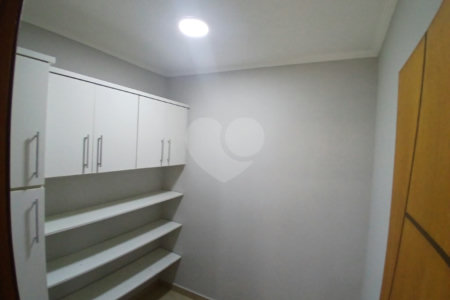 Sobrado à venda com 3 suítes em Vila Medeiros, São Paulo, SP