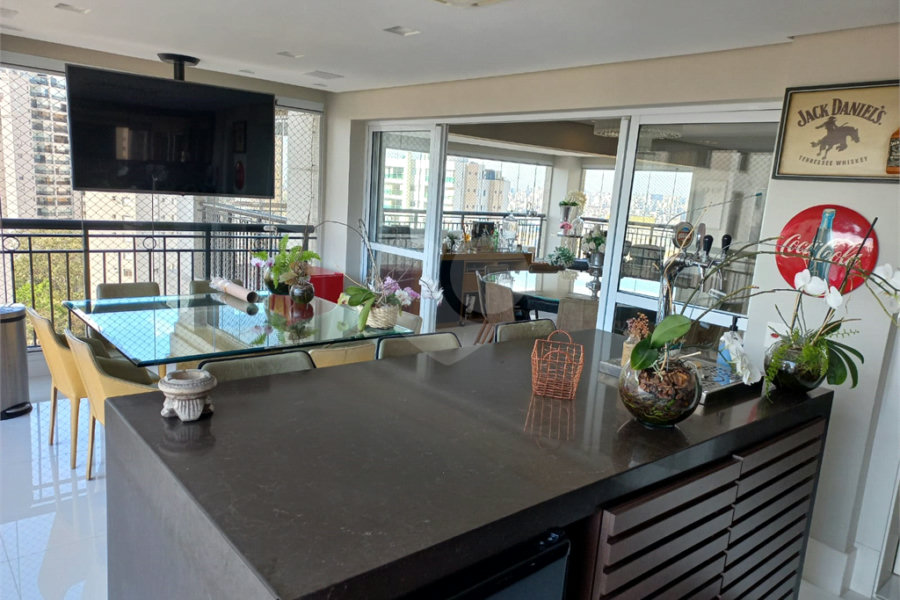 Apartamento à venda com 4 suítes em Santa Teresinha, São Paulo, SP