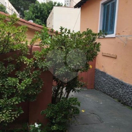 Casa à venda com 3 quartos, sendo 1 suíte, em Jardim Marajoara, São Paulo, SP
