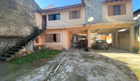 Casa à venda com 2 quartos, sendo 1 suíte,  em Jardim Alvinópolis Ii, Atibaia, SP