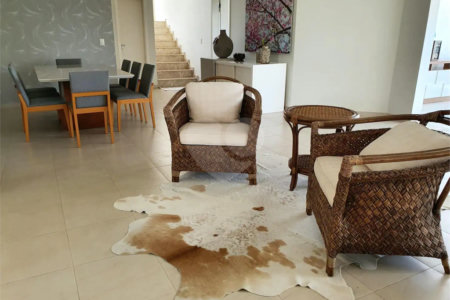 Casa à venda com 5 quartos, sendo 4 suítes, no condomínio Sol Vinhedo, Vinhedo - SP