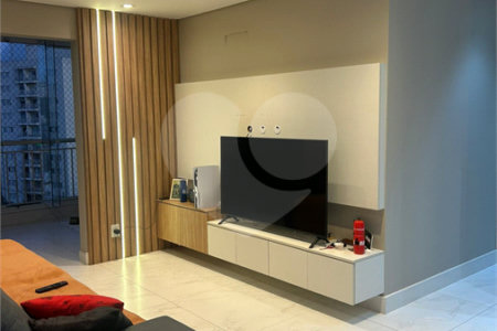 Apartamento à venda com 3 quartos, sendo 1 suíte, em Jardim Vazani, São Paulo, SP