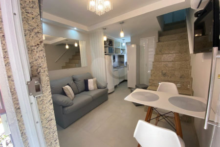 Triplex à venda com 2 suítes no Centro (mangue), Armação dos Búzios, RJ