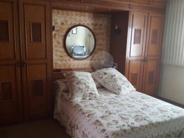 Sobrado à venda com 4 quartos, sendo 1 suíte,  em Tremembé, São Paulo, SP