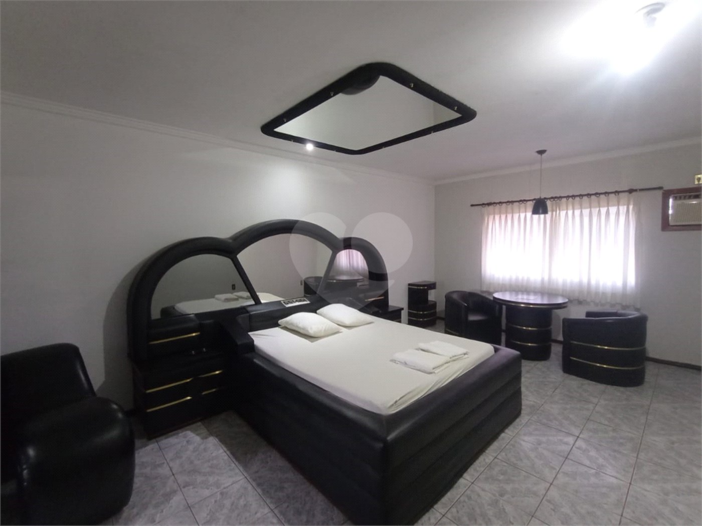Hotel à venda com 31 suítes em Chapadinha, Itapetininga, SP