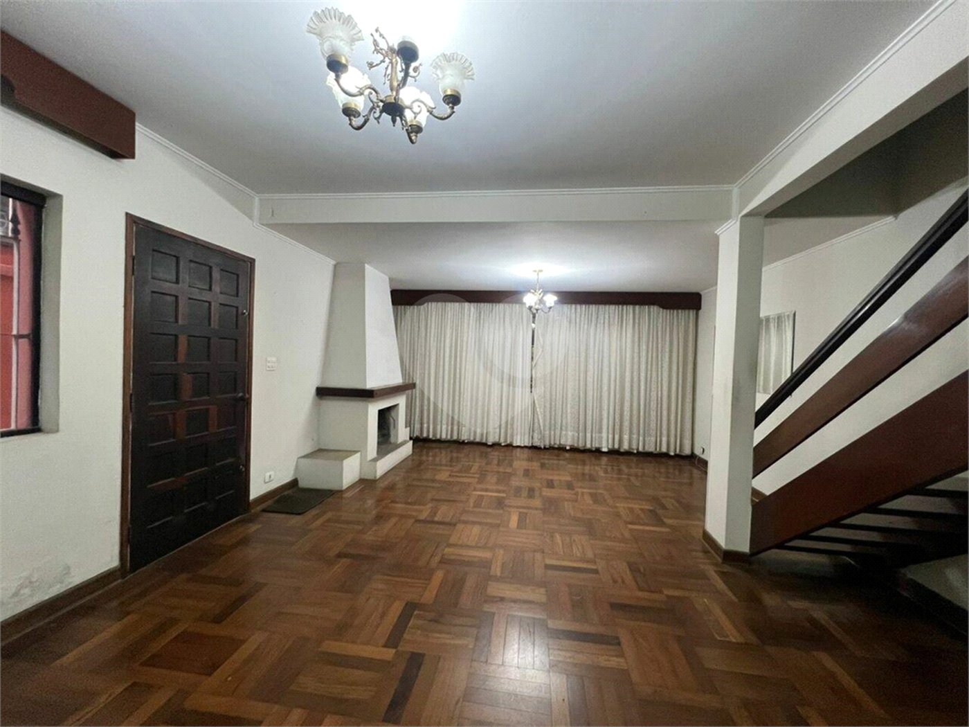 Casa à venda com 4 quartos, sendo 1 suíte, em Vila Mascote, São Paulo, SP