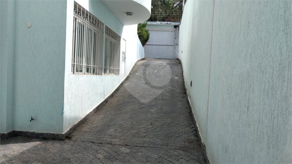 Sobrado à venda com 4 quartos, sendo 2 suítes, em Horto, São Paulo, SP