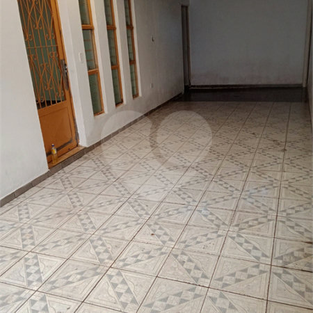 Casa à venda com 3 quartos, sendo 1 suíte,  em São Roque Country Club I, Mairinque, SP