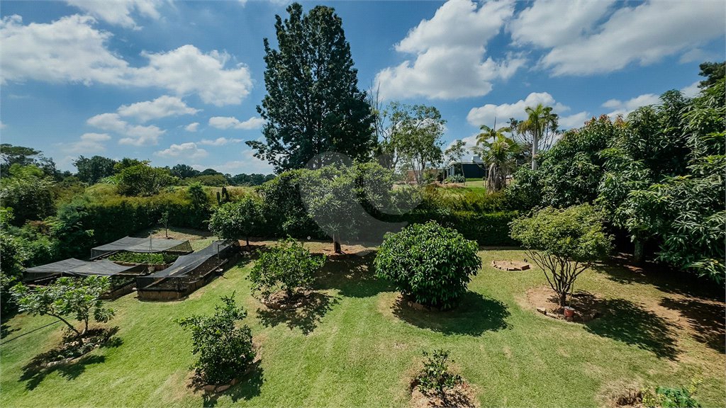 Casa à venda com 4 suítes no condomínio Monte Belo, Salto - SP