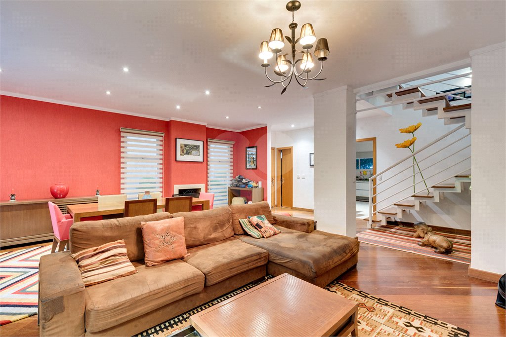 Casa à venda com 3 suítes no condomínio Villa Splendore, São Paulo - SP