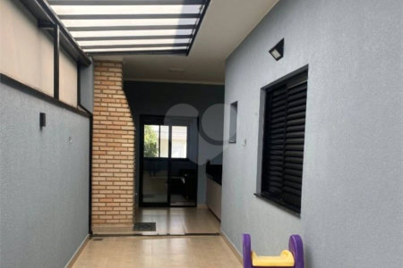 Casa à venda com 3 quartos, sendo 1 suíte, no condomínio Vila Rica, Indaiatuba - SP