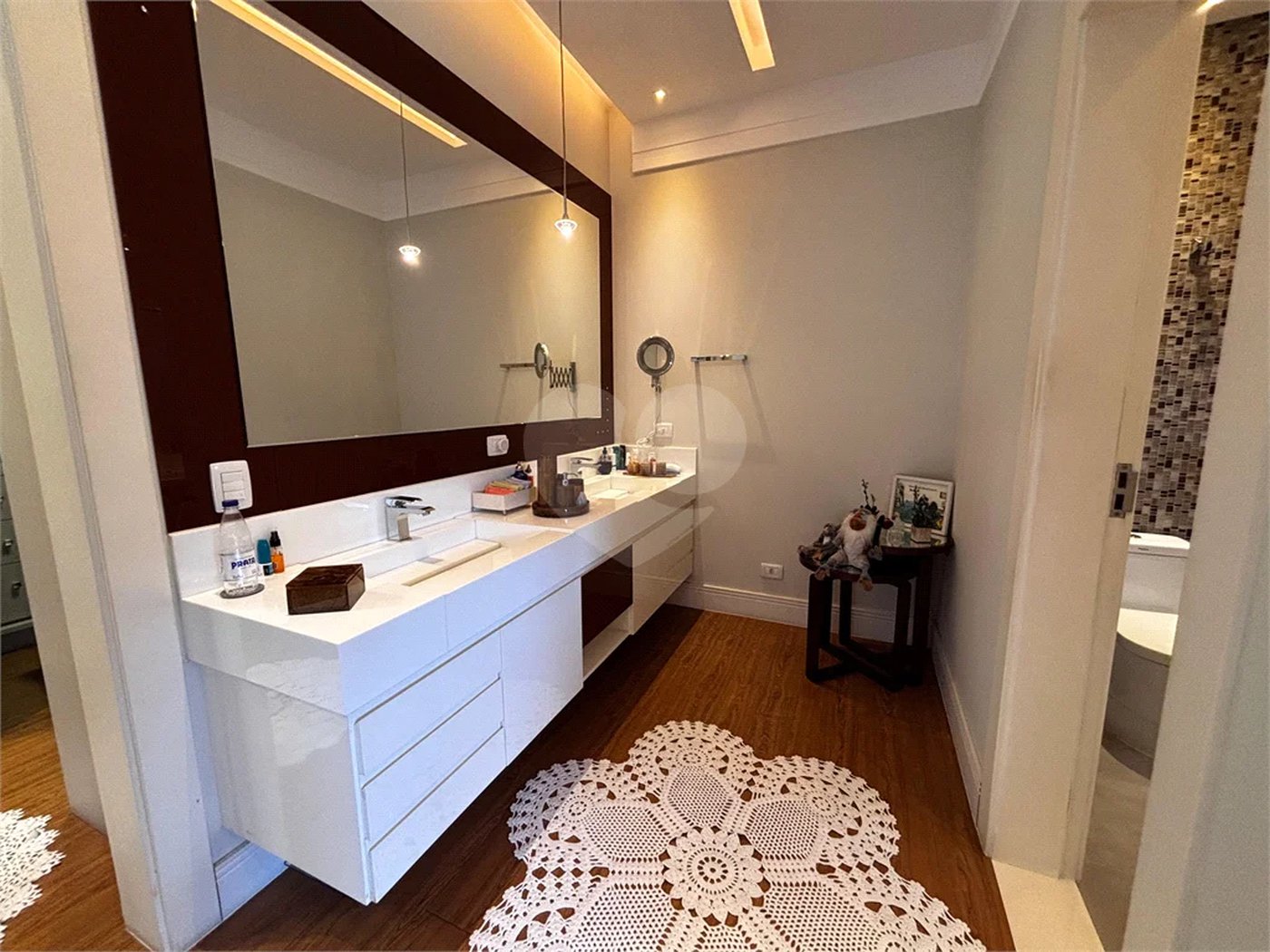 Casa à venda com 4 quartos, sendo 3 suítes, no condomínio Reserva Nova Cantareira, São Paulo - SP