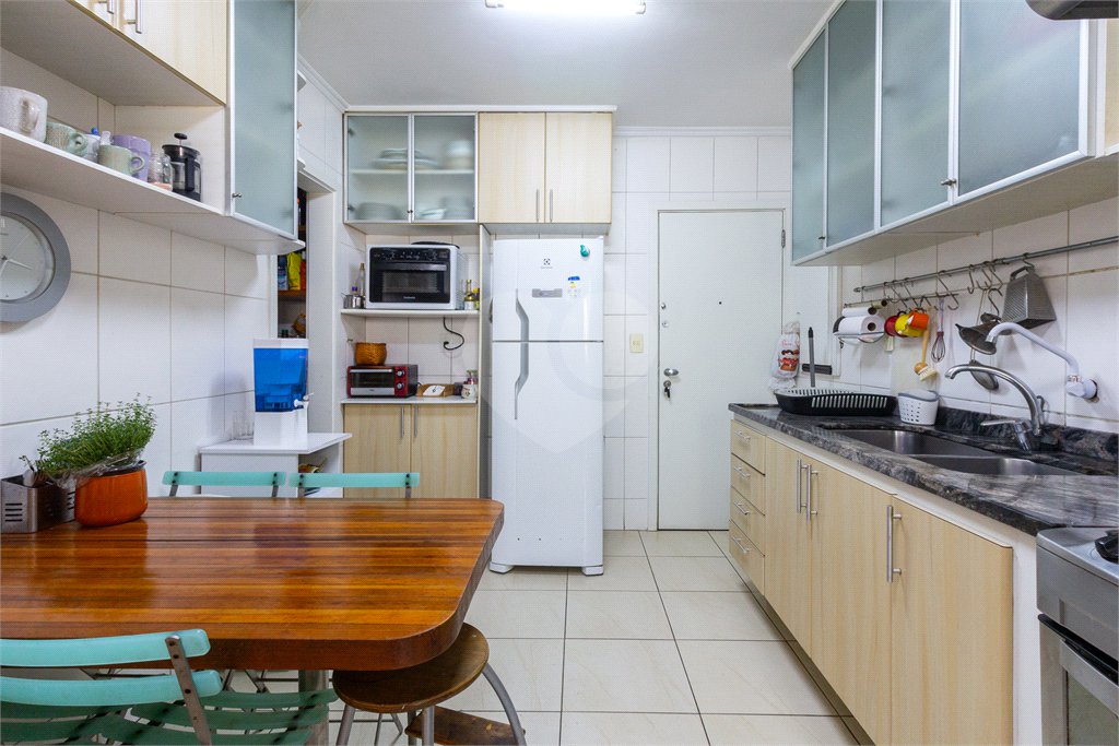 Apartamento à venda com 4 quartos, sendo 2 suítes, em Perdizes, São Paulo, SP