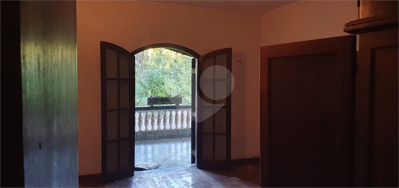 Chácara à venda com 3 quartos, sendo 1 suíte, em Chácaras Copaco, Arujá, SP