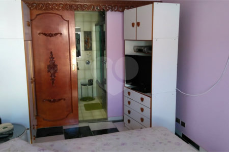 Sobrado à venda com 4 quartos, sendo 1 suíte, em Água Fria, São Paulo, SP