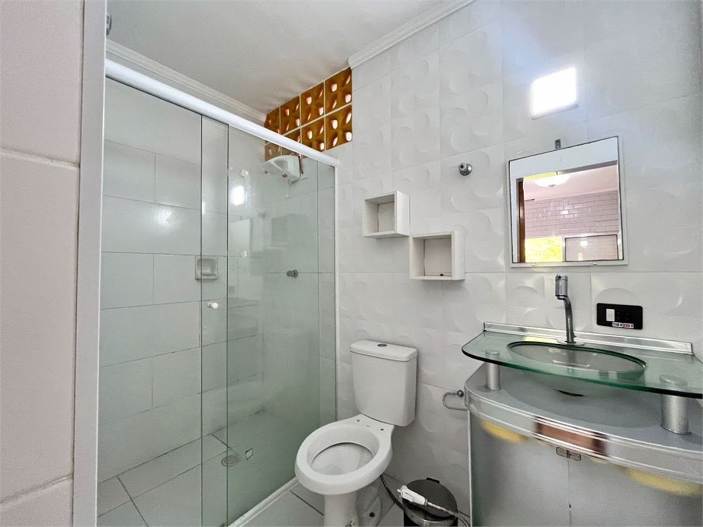 Apartamento com 2 dormitórios à venda, 80 m² por R$ 290.000,00 - Enseada - Guarujá/SP