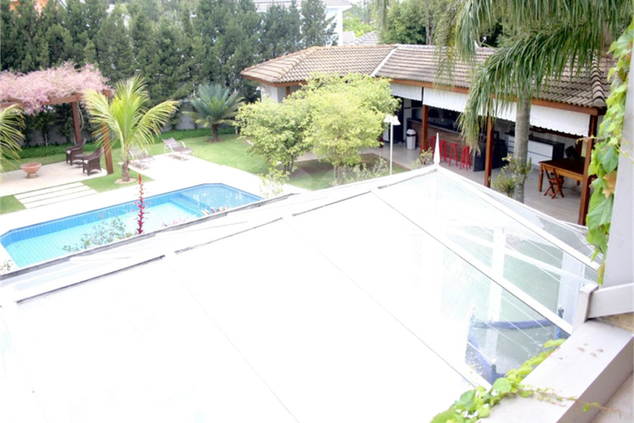 Casa à venda com 5 suítes no condomínio Suíça da Cantareira, Mairiporã - SP