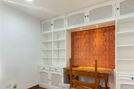 Casa à venda com 4 quartos, sendo 2 suítes, em Vila Morumbi, São Paulo, SP