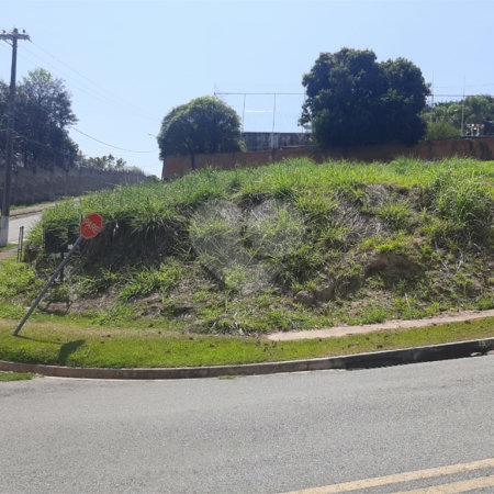 Terreno à venda com 1 suíte em Bosque, Vinhedo, SP