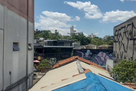 Sobrado à venda ou para alugar com 4 quartos em Vila Madalena, São Paulo, SP