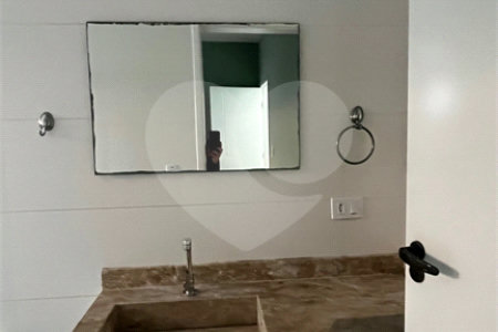 Sobrado à venda com 3 quartos, sendo 1 suíte, em Jardim Paulista, Atibaia, SP