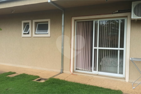 Casa à venda com 3 quartos, sendo 1 suíte, no condomínio Serra da Estrela, Atibaia - SP