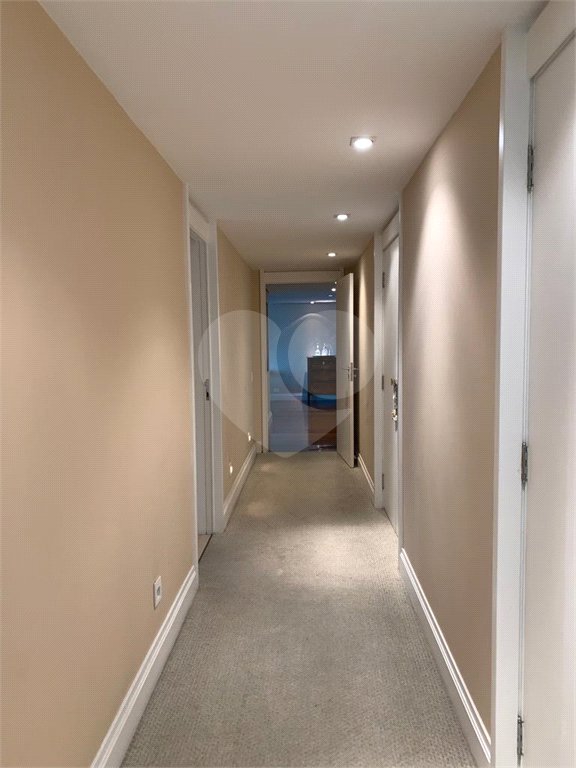 Apartamento à venda com 4 suítes em Vila Suzana, São Paulo, SP