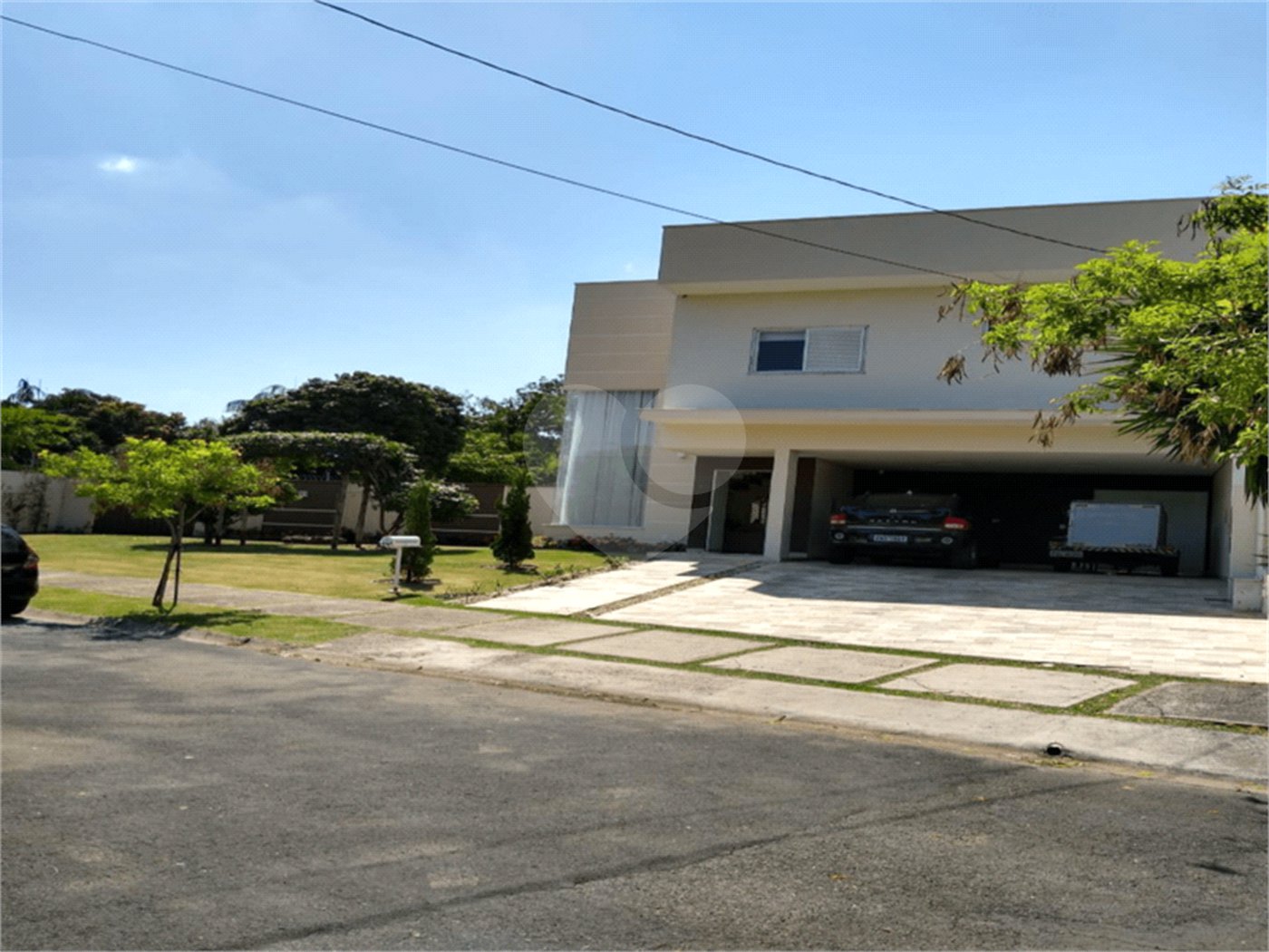 Casa à venda com 3 quartos, sendo 1 suíte, no condomínio Jd Portal de Itaici, Indaiatuba - SP