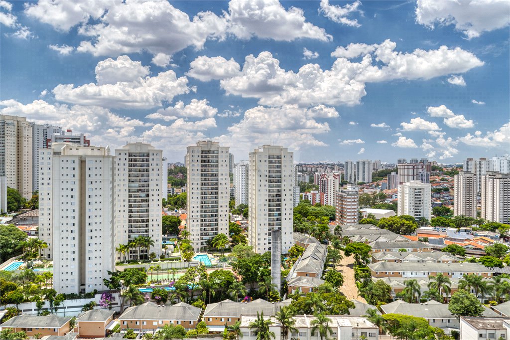 Cobertura à venda com 4 quartos, sendo 1 suíte, em Jardim Marajoara, São Paulo, SP