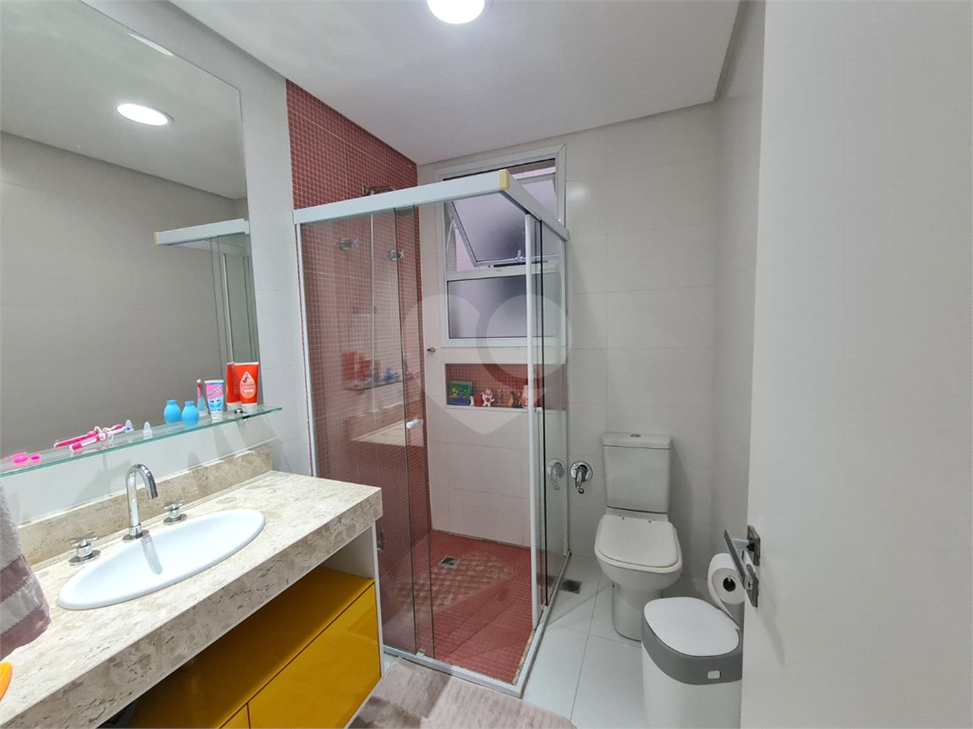 Casa à venda com 4 suítes no condomínio Villaggio DI Palme, São Paulo - SP