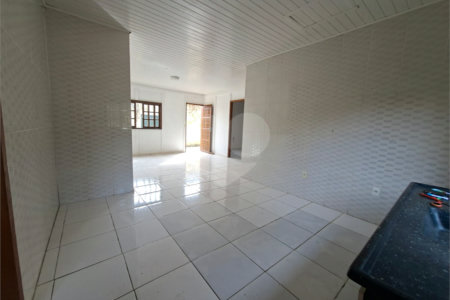 Casa à venda com 2 quartos no Centro, Alambari, SP