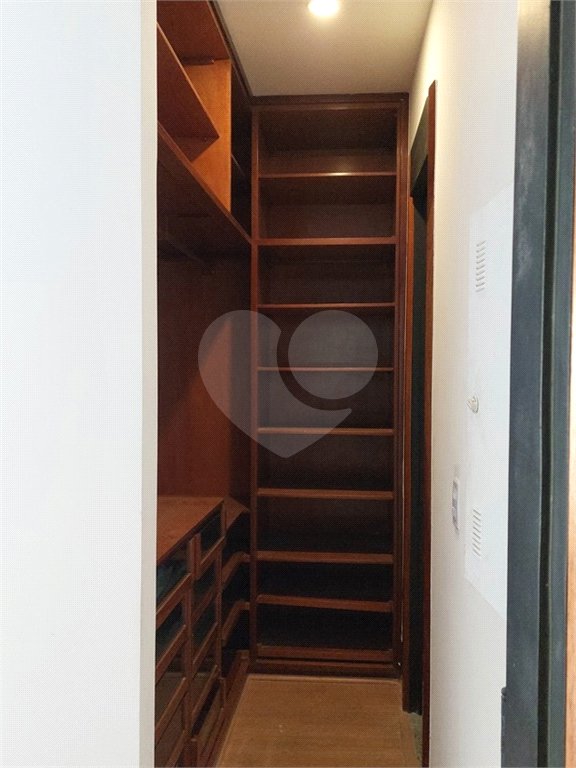 Apartamento à venda com 1 suíte em Vila Suzana, São Paulo, SP