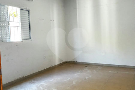 Casa à venda com 2 quartos, sendo 1 suíte, no Centro, Três Lagoas, MS