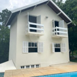 Casa à venda com 3 quartos, sendo 2 suítes,  no condomínio São Joaquim, Vinhedo - SP
