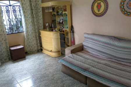 Casa à venda com 3 quartos, sendo 1 suíte, em Campo Grande, Rio de Janeiro, RJ