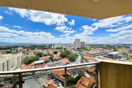 Apartamento à Venda no Condomínio Mansão do Butantã 105m² 3 quartos, suíte, 2 vagas cobertas, varanda
