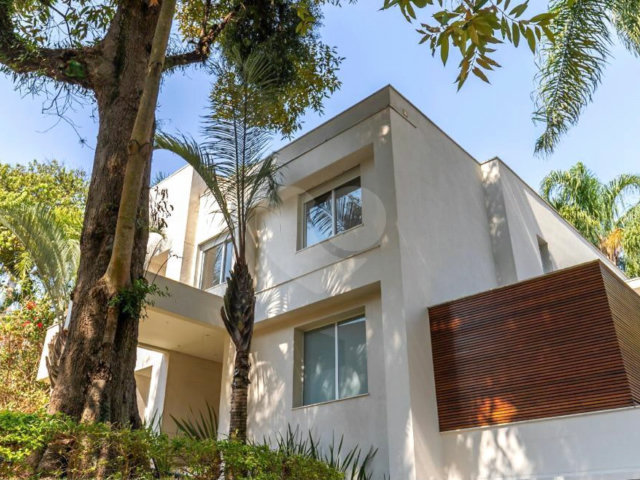 Casa à venda com 4 suítes no condomínio Vila Alba, São Paulo - SP