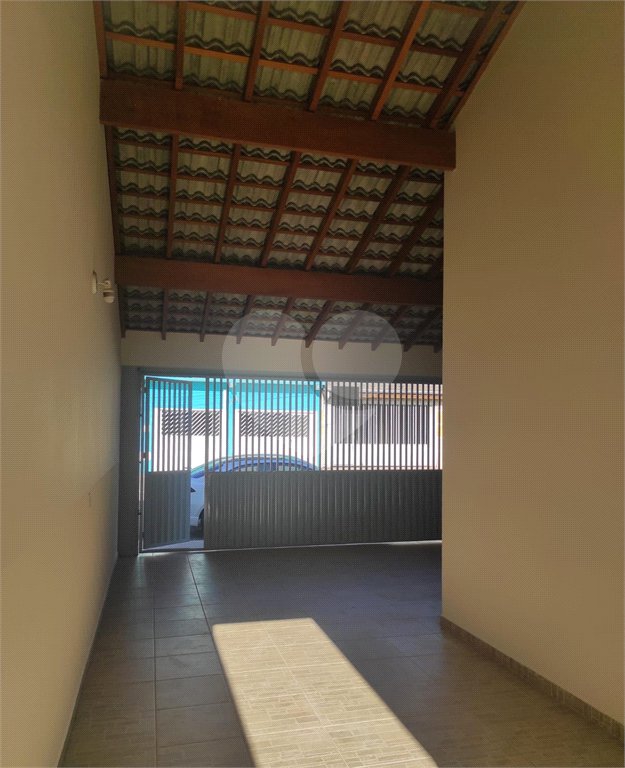 Casa à venda com 3 quartos, sendo 1 suíte,  em Jardim Santa Marta, Salto, SP